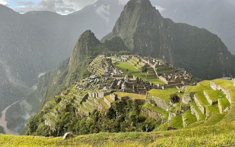 Short Inca Trail 2 Days Machu Picchu view