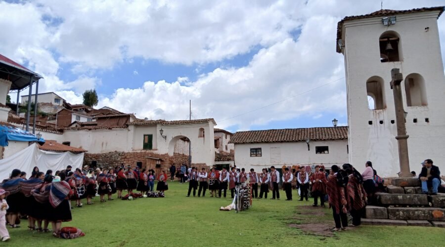 Andes Hike through the Sacred Valley of Peru